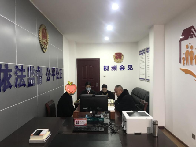 四川：阆中市社区矫正管理局协助法院远程视频庭审